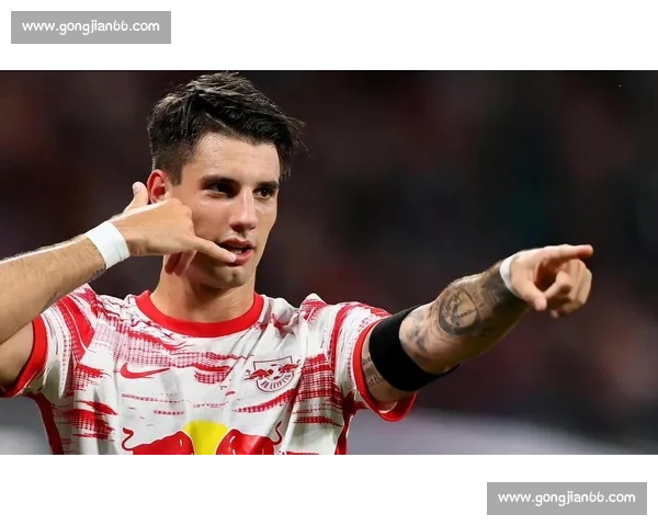 索博斯洛伊：开局出色，为全队自豪